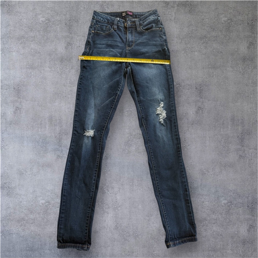 Classic Blue Straight Leg Jeans with Worn-In Look - Picture 4 of 8